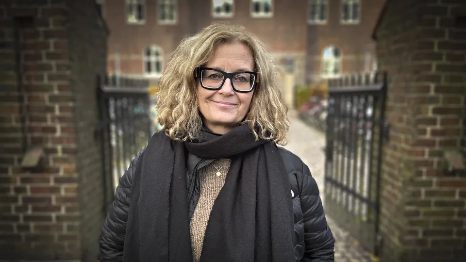 Porträtt av kvinna. Foto. 