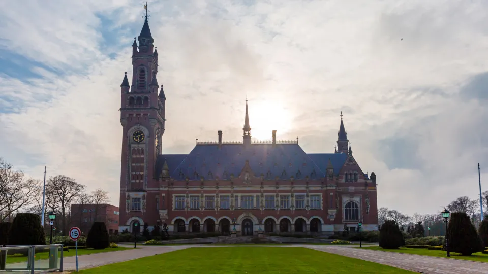 Foto. Fredspalatset i Haag.