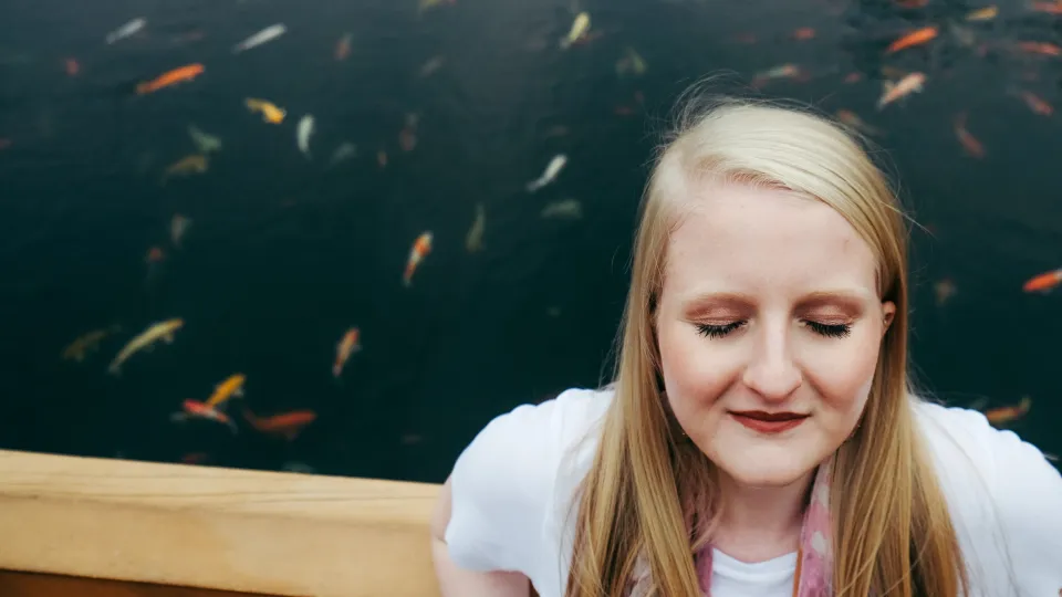 Några dagliga minuter av övningar i medveten närvaro tycks löna sig. Bild: Jen Loong/Unsplash.