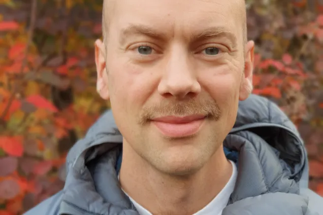 Porträtt på manlig forskare.