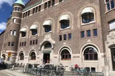 Juridiska fakultetens byggnad. Foto.