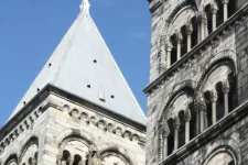 Photo of a cathedral.