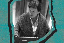 Annette Vande Gorne performing. Illustration.