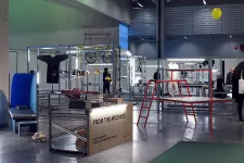 Industridesignskolan får 350 miljoner kronor från Ikea Foundation. Här en retrospektivutställning med axplock av nästan två decennier studentarbeten på Stockholm Design Week 2018. Fotograf Emilia Claesson.