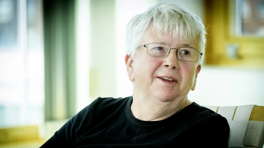 Porträtt av kvinna. Foto. 