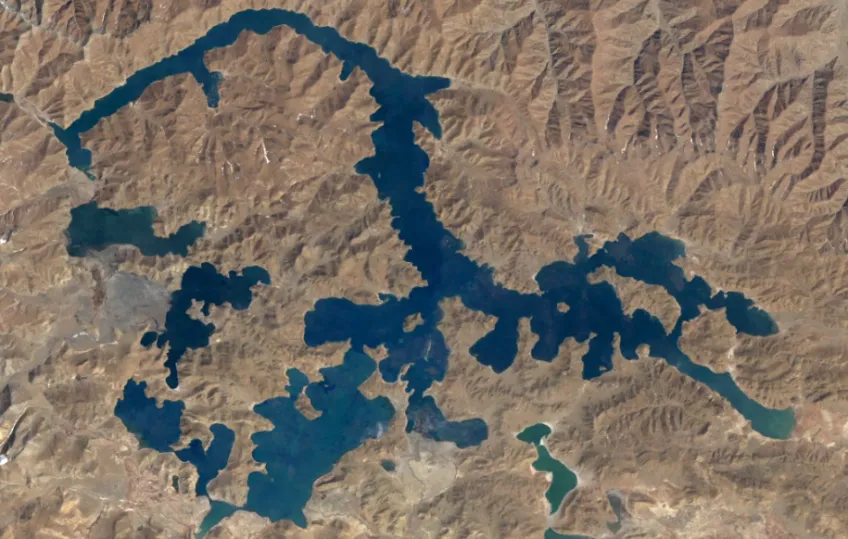 Satellitbild på en sjö.