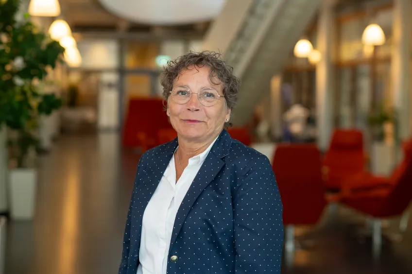 Yvonne Lundberg Givercman, professor, fotografi. Foto: Tove Smeds