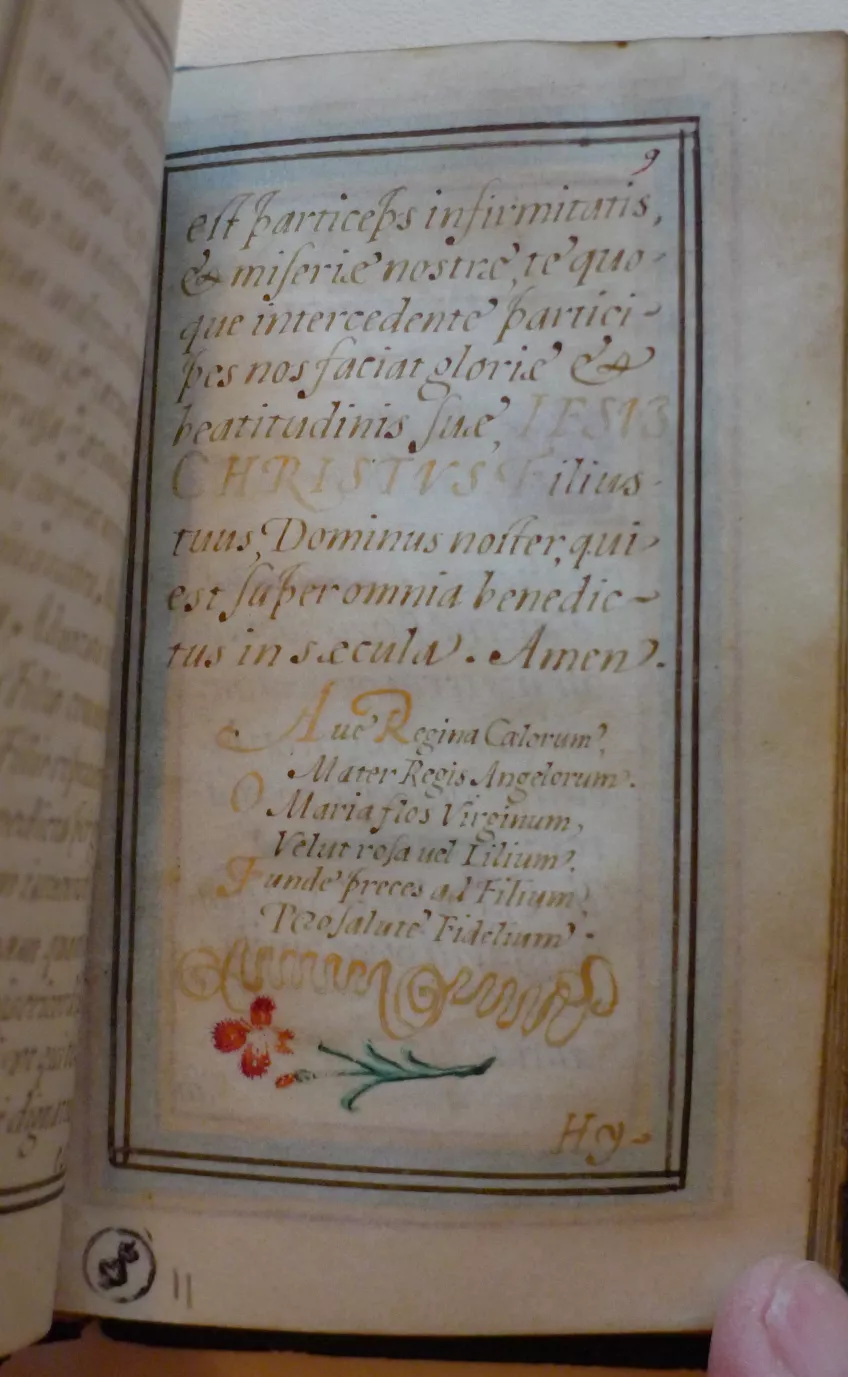 En bild av stämpeln inne i handskriften. Den visar kungahuset Savojens vapen